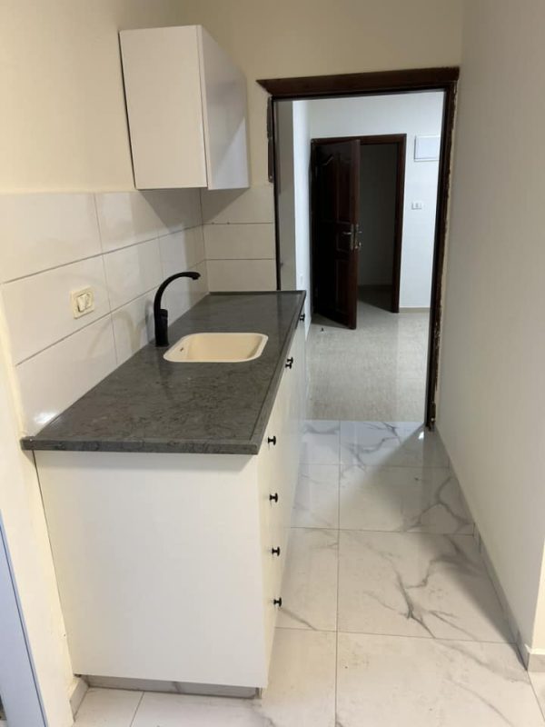 Unused, newly furnished studio for rent in Nablus - Image 3