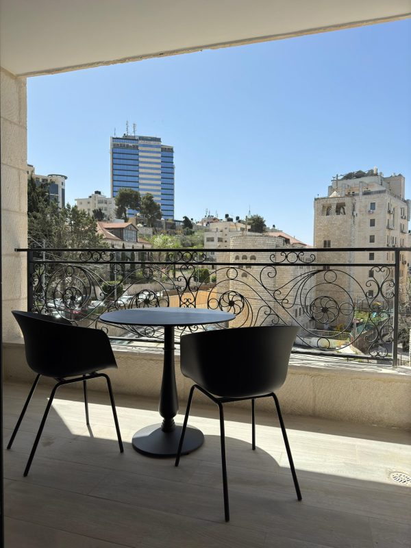Luxury new apartment for rent in Ramallah - Image 2